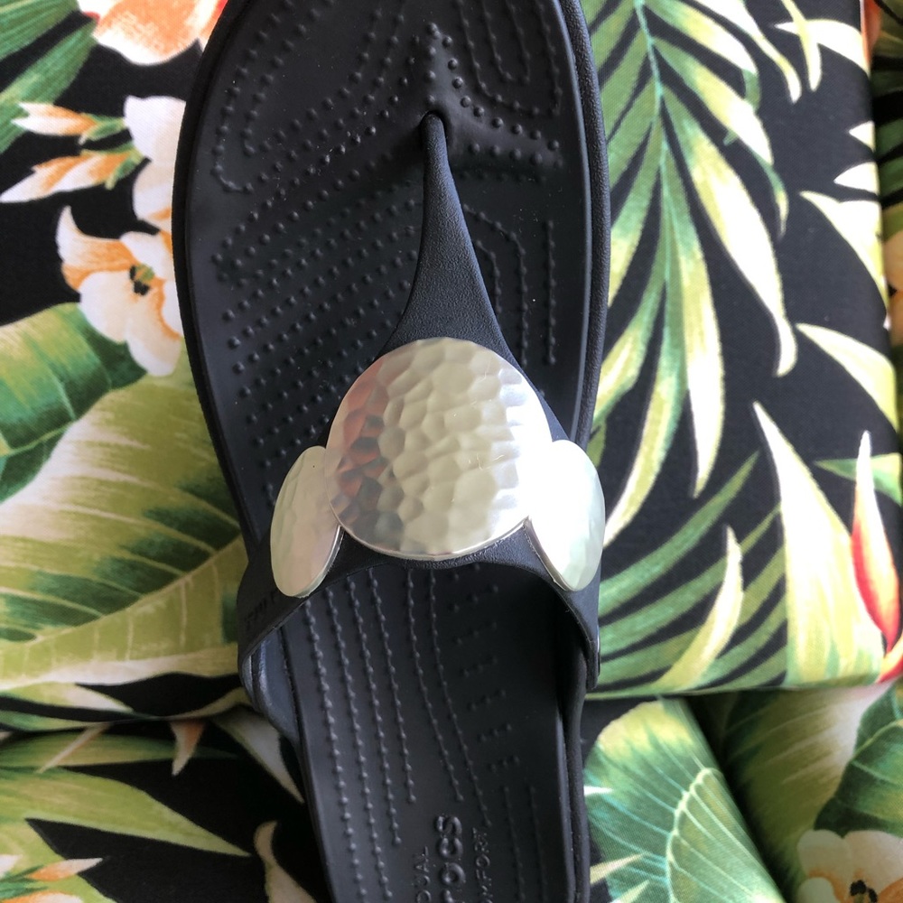 Crocs thong wedge sandal